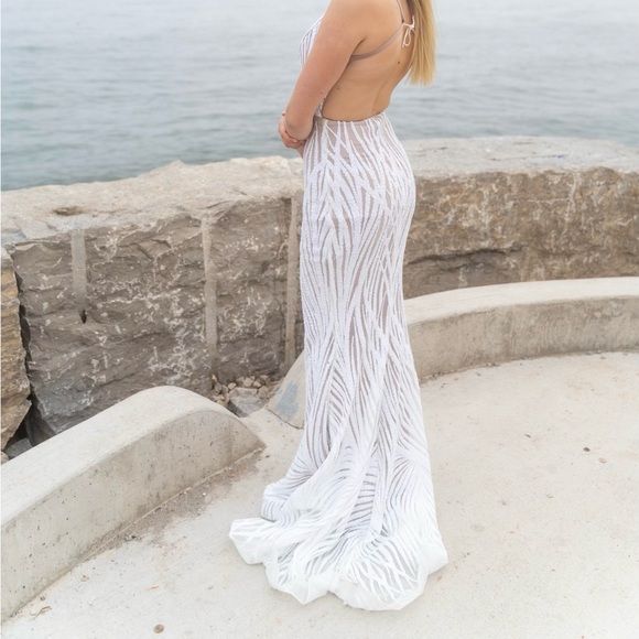 No wear and tear! Jadore white/nude prom dress bought from Madeline’s boutique. - Picture 3 of 5